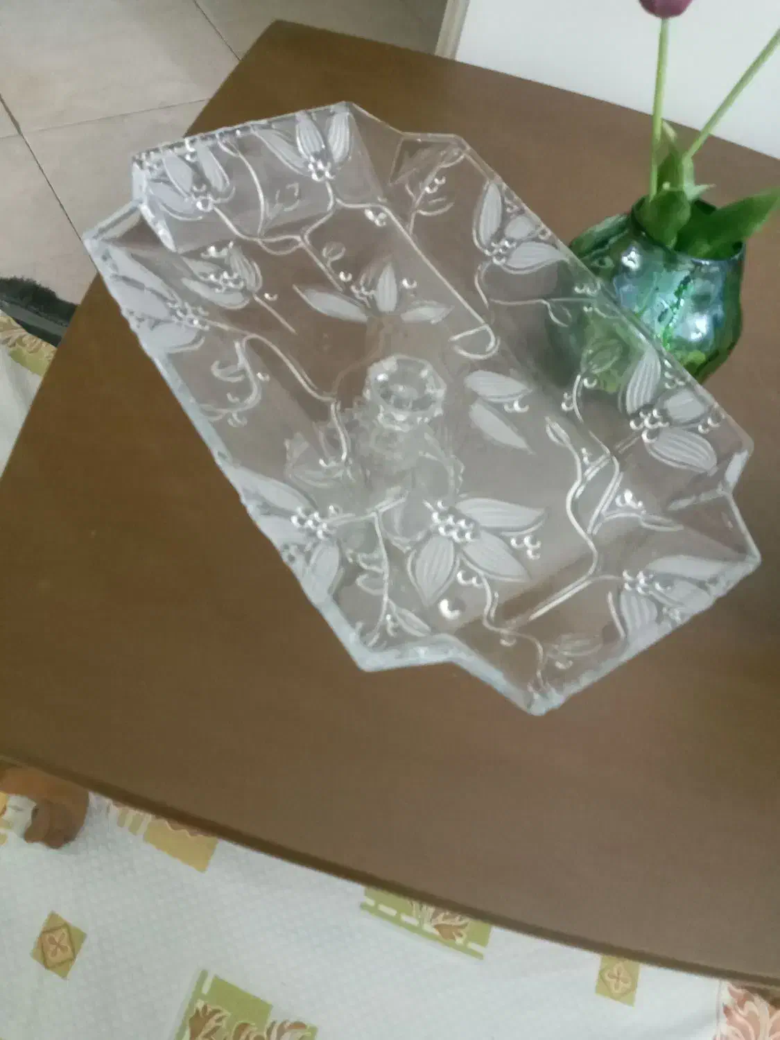 ظرف کریستالی|ظروف سرو و پذیرایی|دماوند, گیلاوند|دیوار