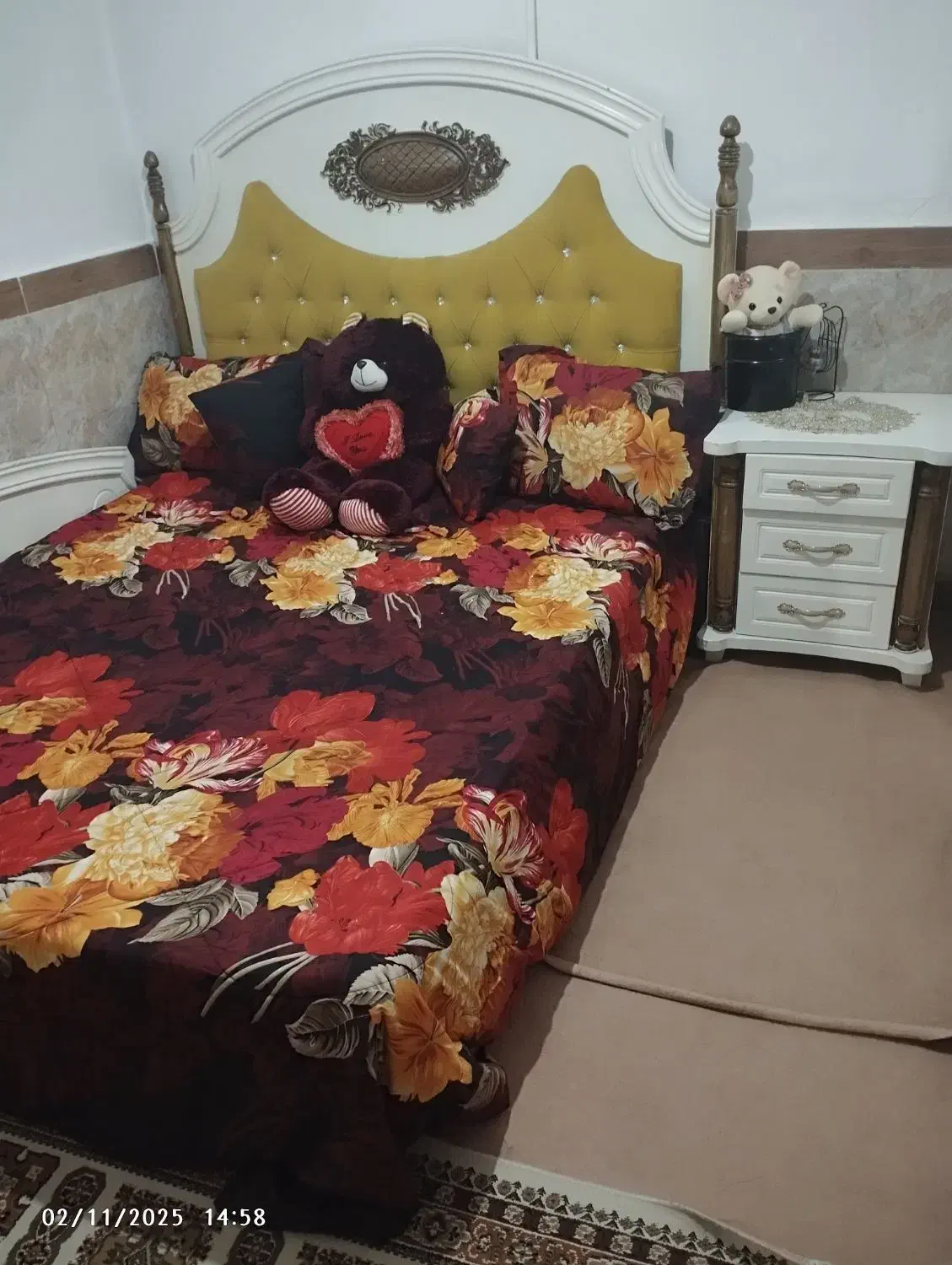 سرویس خواب و میز ارایش|تخت و سرویس خواب|قرچک, زیبا شهر|دیوار