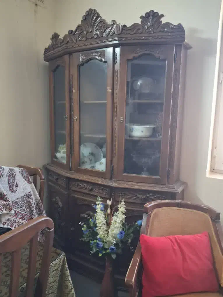 کمد بوفه بزرگ جنس چوب|بوفه، ویترین، کنسول|گلبهار, شهر جدید گلبهار|دیوار