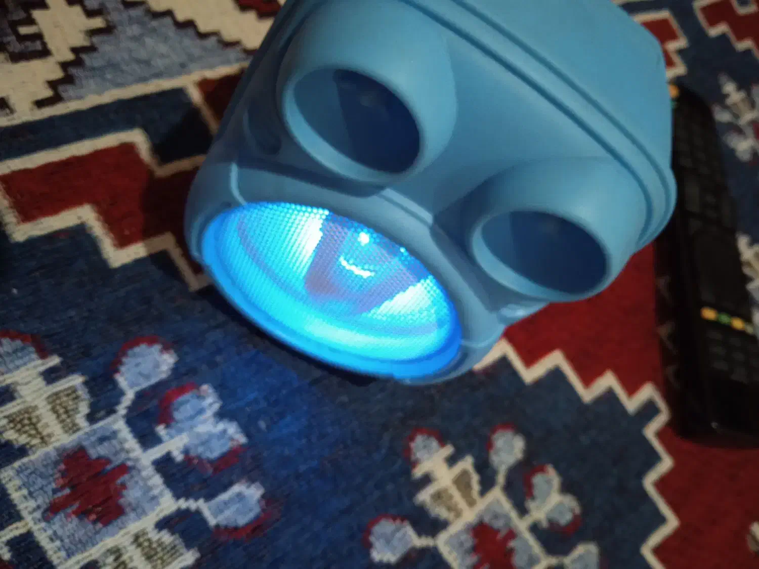 اسپیکر کاملاً سالم|سیستم صوتی خانگی|تبریز, |دیوار