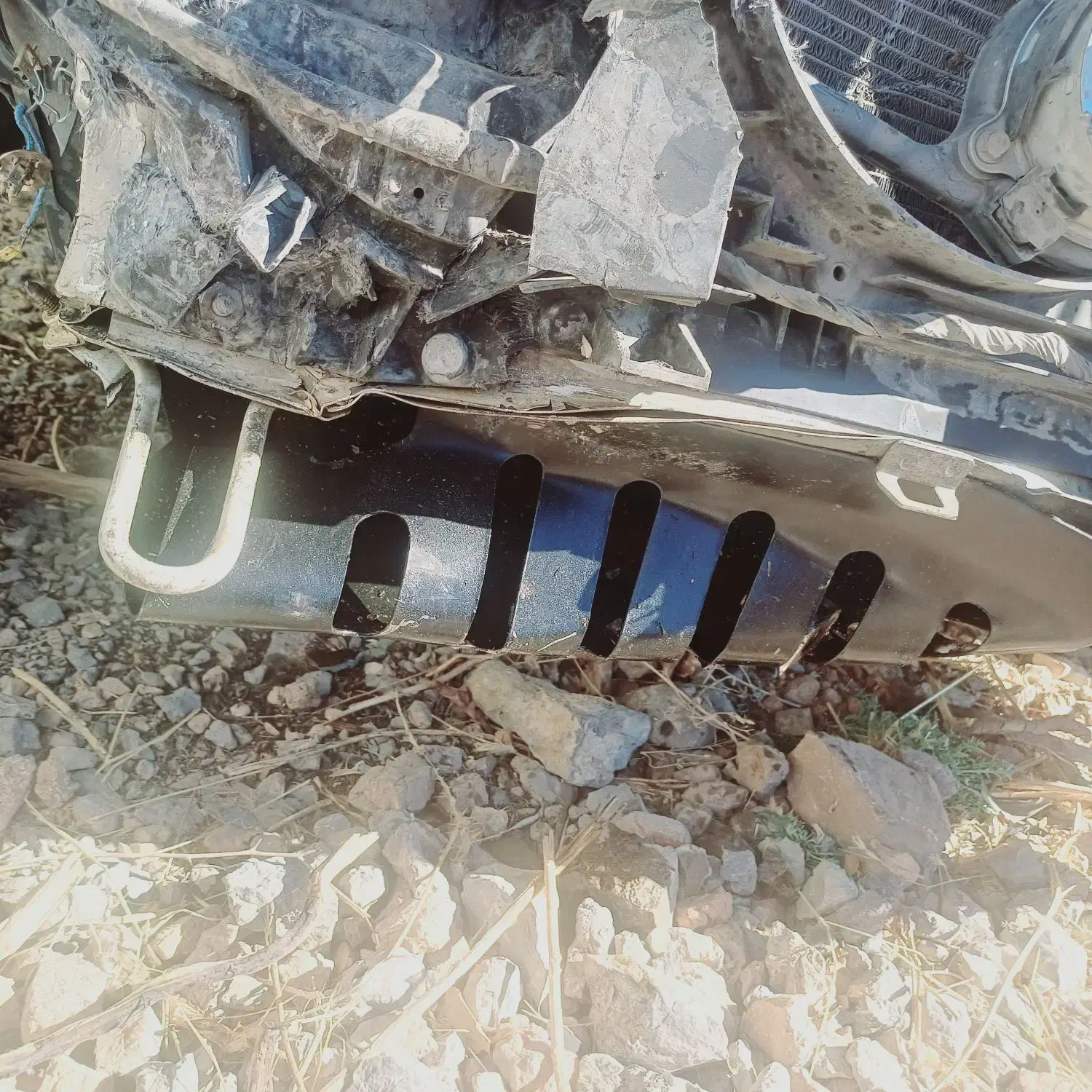 فروش ماشین تصادفی|خودرو سواری و وانت|یاسوج, |دیوار