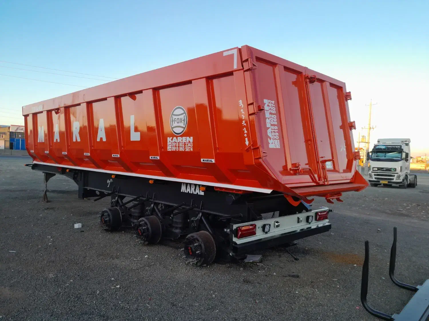 تریلی کمپرسی مارل وماموت کف تیغه کانتین|خودرو سنگین|حاجی آباد, |دیوار