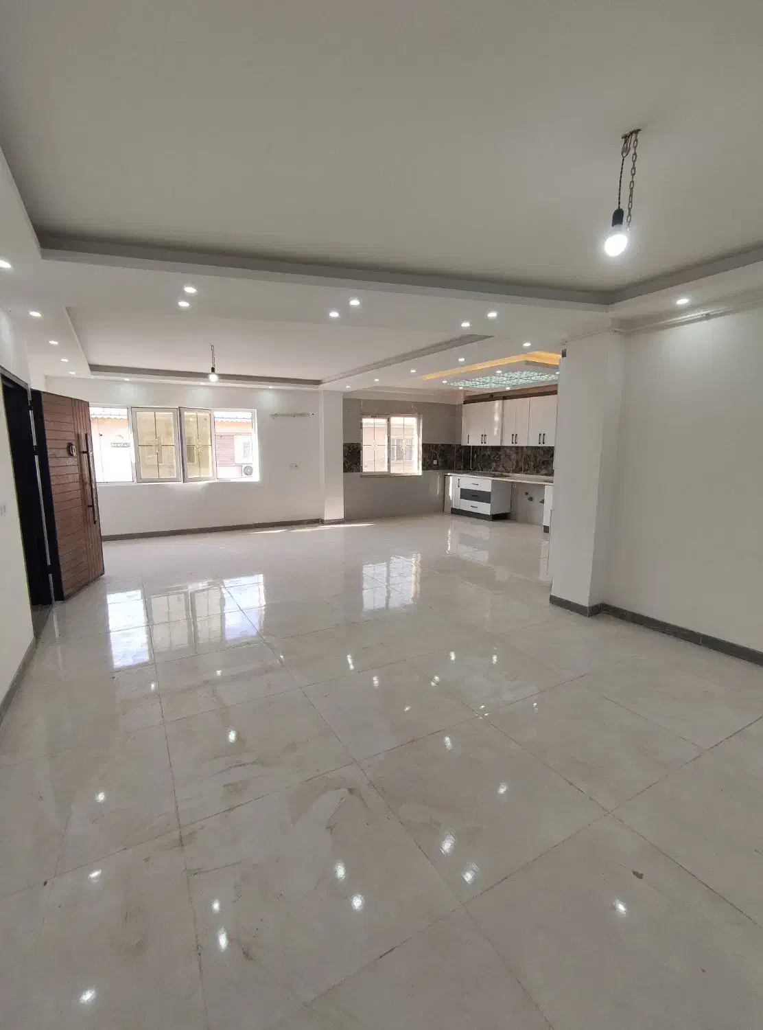 طبقه اول نوسازراه جداباپارکینگ 3خواب در کوچه روحی|فروش آپارتمان|لنگرود, |دیوار