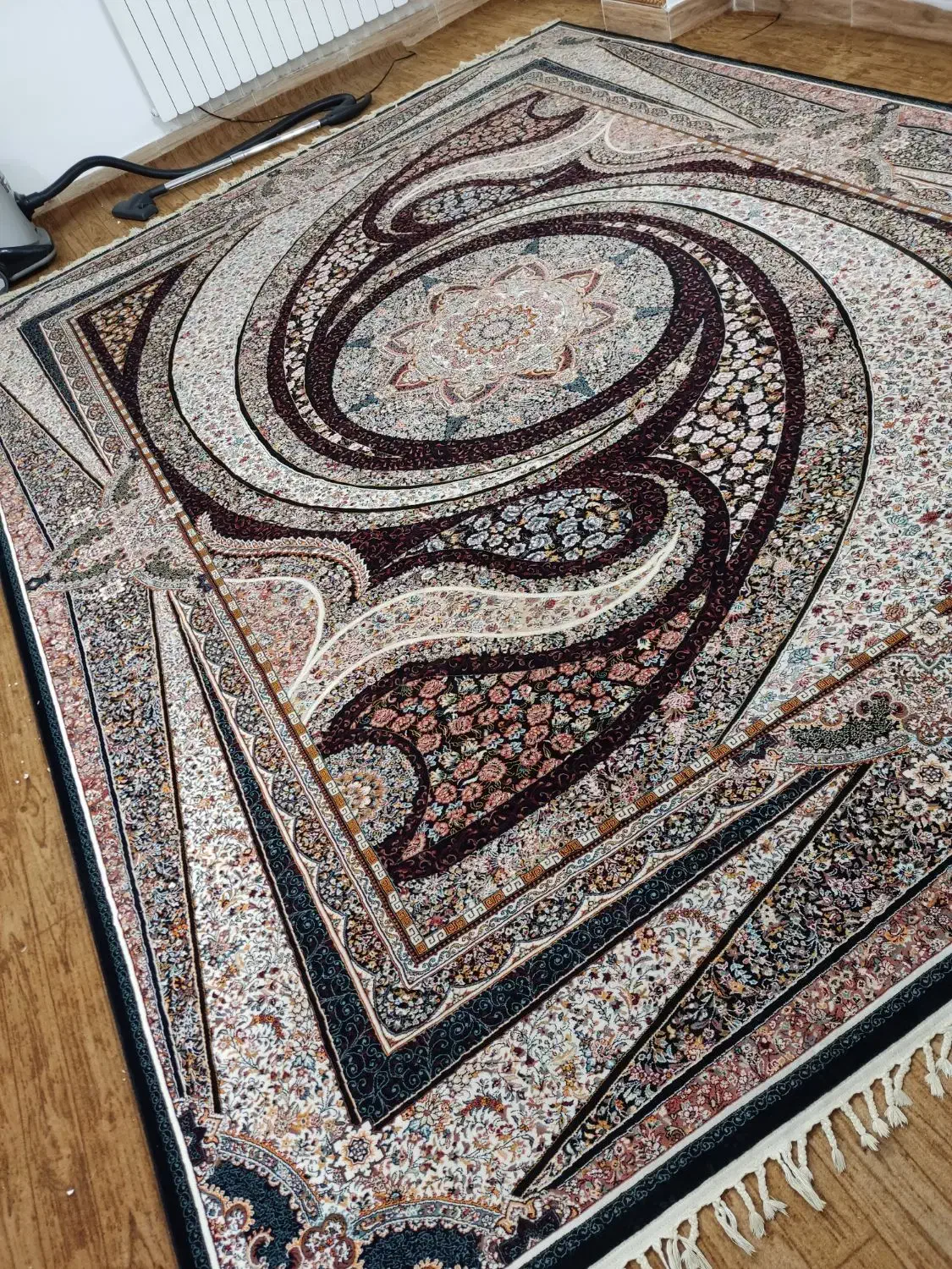 فرش 12 متری|فرش|جهرم, |دیوار