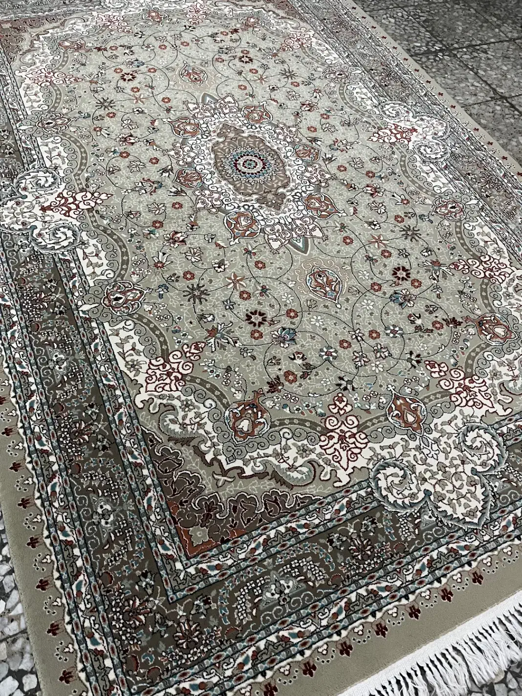 قالیچه 4 متری 700شانه تراکم 2550 مشابه آکبند|فرش|تهران, ابوذر|دیوار