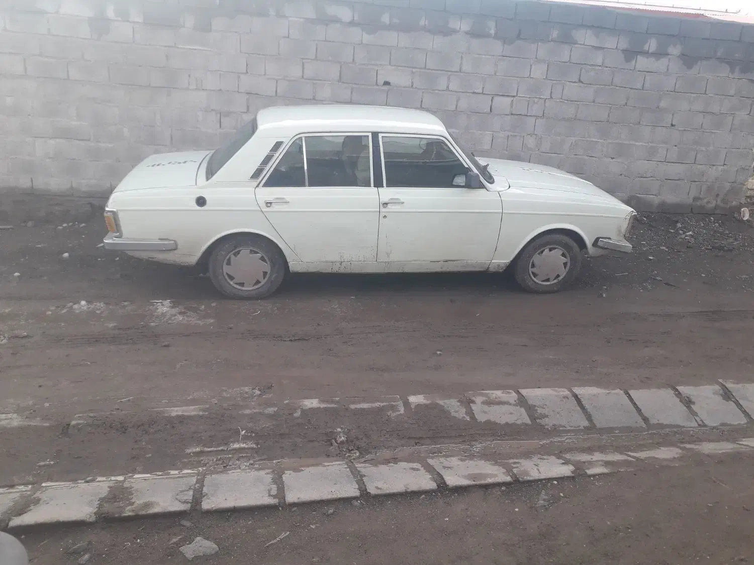 پیکان مدل ۸۳|خودرو سواری و وانت|میانه, |دیوار