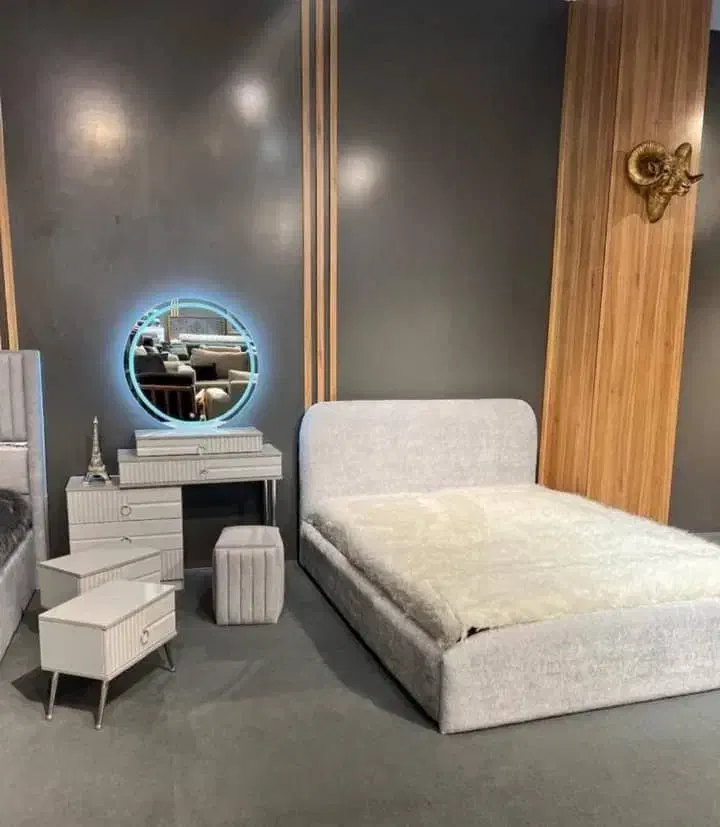 مینی مال کلاسیک هتلی|تخت و سرویس خواب|اصفهان, طاحونه|دیوار