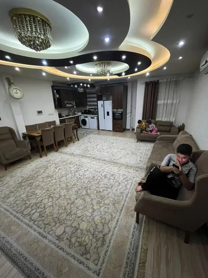 فروش تک واحدی طبقه بالا دو خواب|فروش آپارتمان|رشت, حمیدیان|دیوار