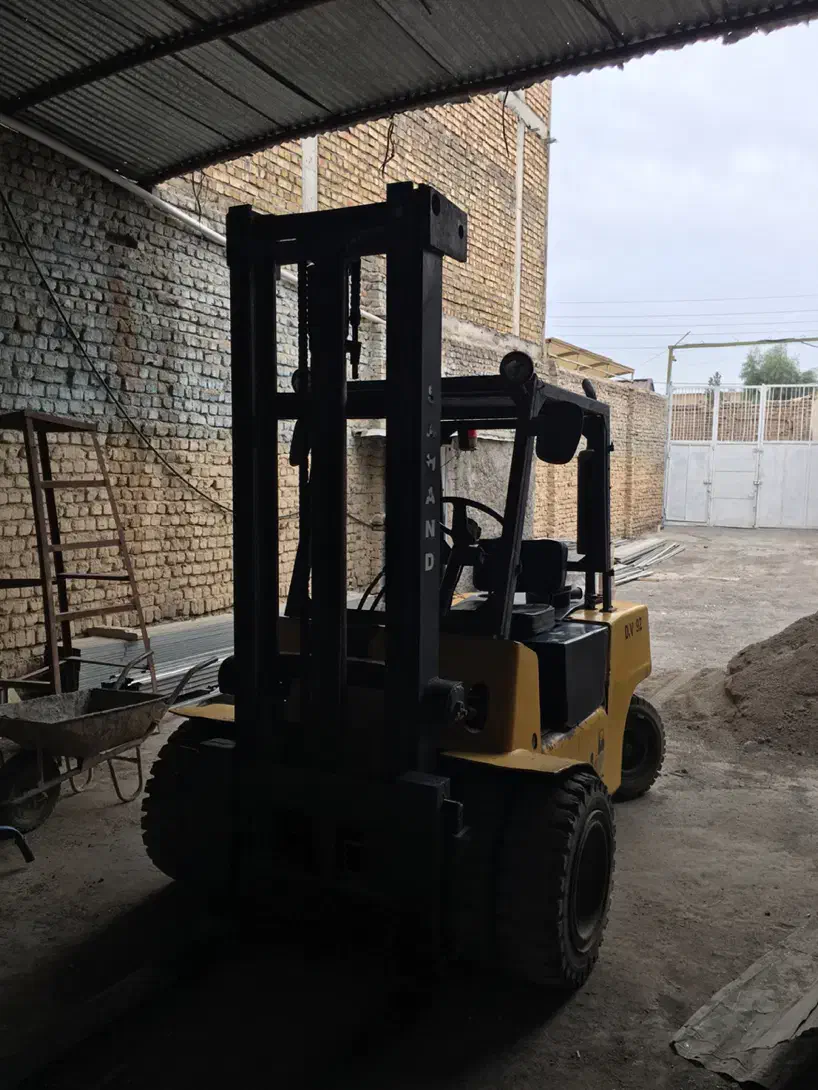 لیفتراک سهند ۴تن DV|خودرو سنگین|قم, شهرک توانیر|دیوار