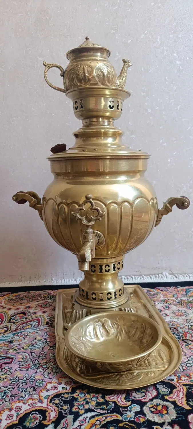سماور برنجی ذغالی|صنایع دستی و سایر لوازم تزئینی|تهران, شهرک طالقانی|دیوار