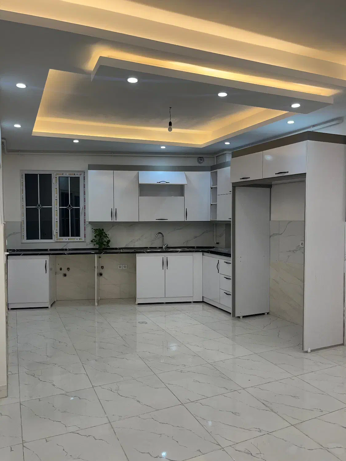 تکواحد ۱۰۵متر فول سند نوساز انصاری بر اصلی ارشاد|فروش آپارتمان|رشت, گلباغ نماز|دیوار