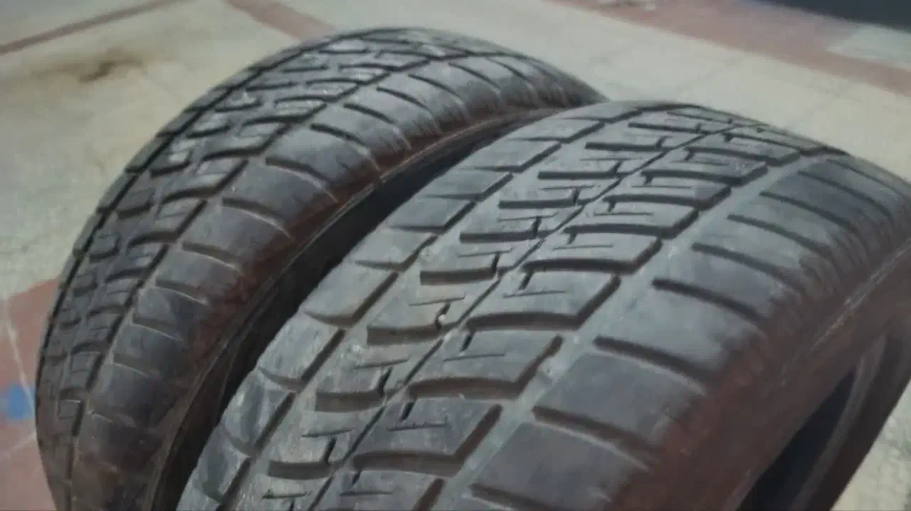 دو عدد لاستیک r16 205/55 یزد تایر دانگ فنگ|قطعات یدکی و لوازم جانبی|قم, پردیسان|دیوار