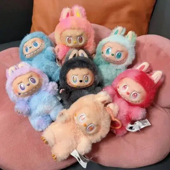 لبوبو لابوبو labubu انرژی ماکارون کوکا پاپ مارت|اسباب‌‌بازی|مشهد, سجاد شهر|دیوار