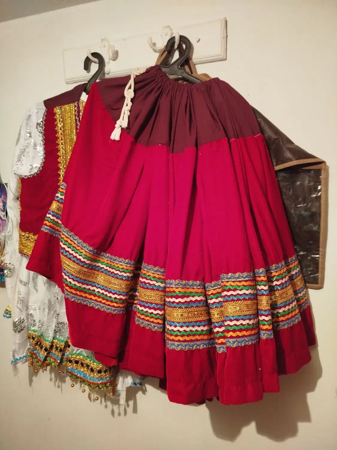 لباس کردی|لباس|قوچان, |دیوار