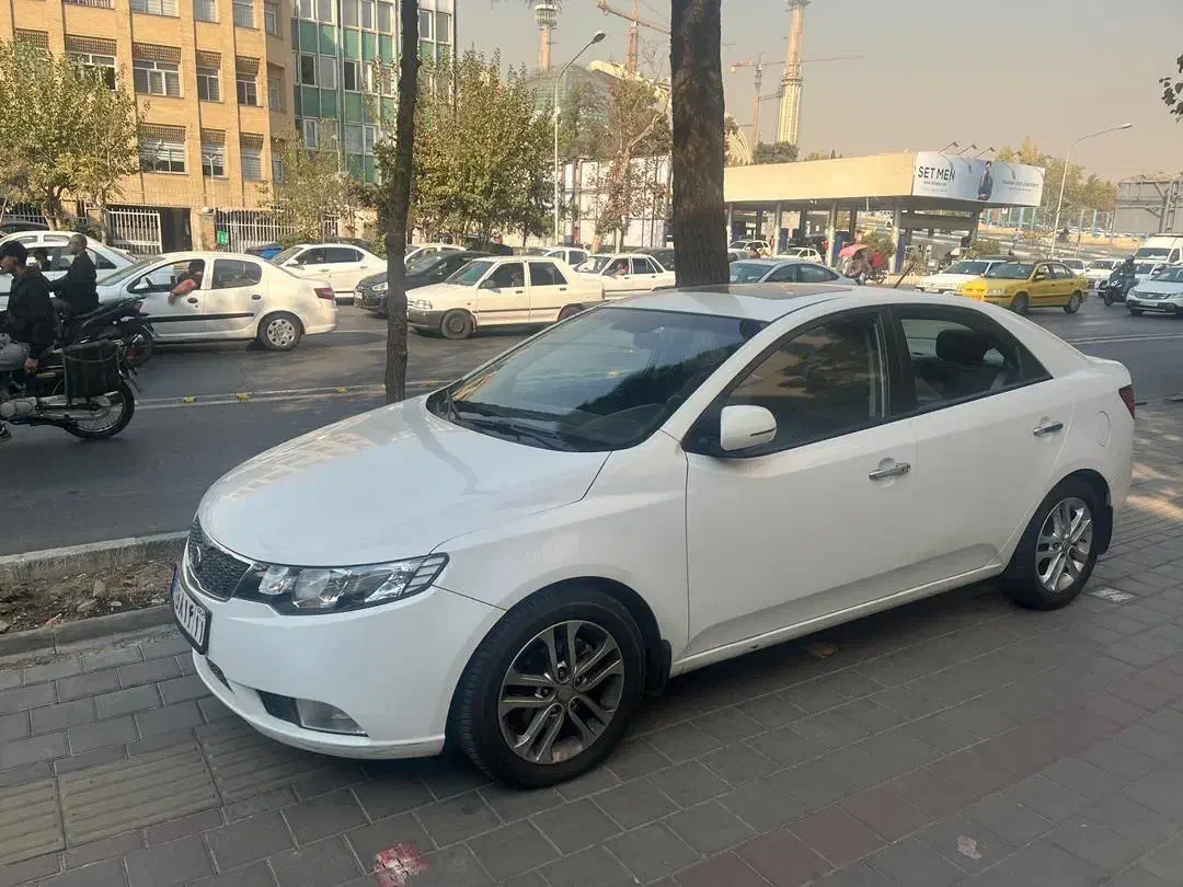 کیا سراتو.|خودرو سواری و وانت|تهران, عباس‌آباد|دیوار