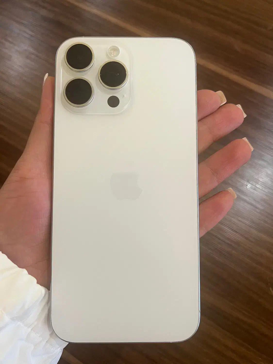 فروش iPhone 16 Pro Max سفید 256 باتری 100٪|موبایل|اصفهان, مرداویج|دیوار