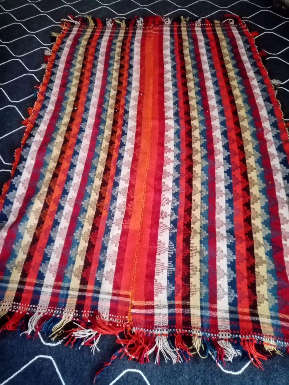 جاجیم دست بافت|گلیم، جاجیم، گبه|مرودشت, بیست متری بیمارستان|دیوار