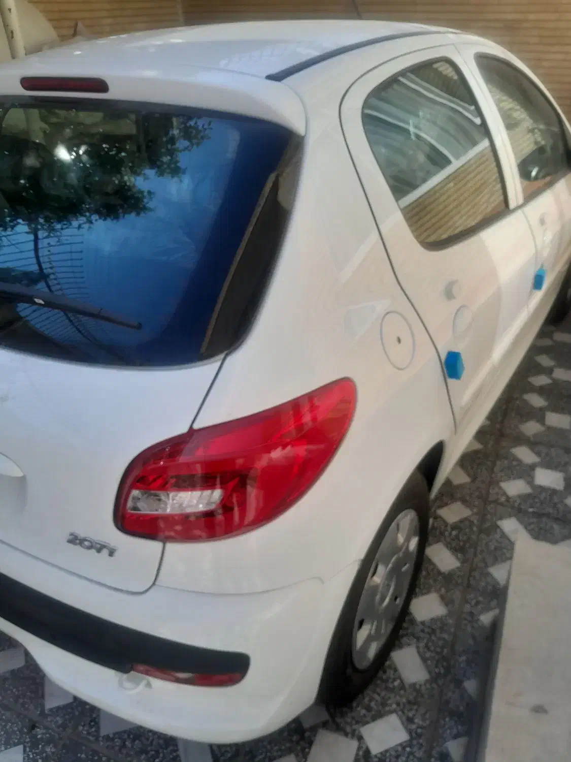 ۲۰۷ مدل۴۰۴ سقف فلز tu5  ارتقا یافته|خودرو سواری و وانت|اصفهان, کشاورزی|دیوار