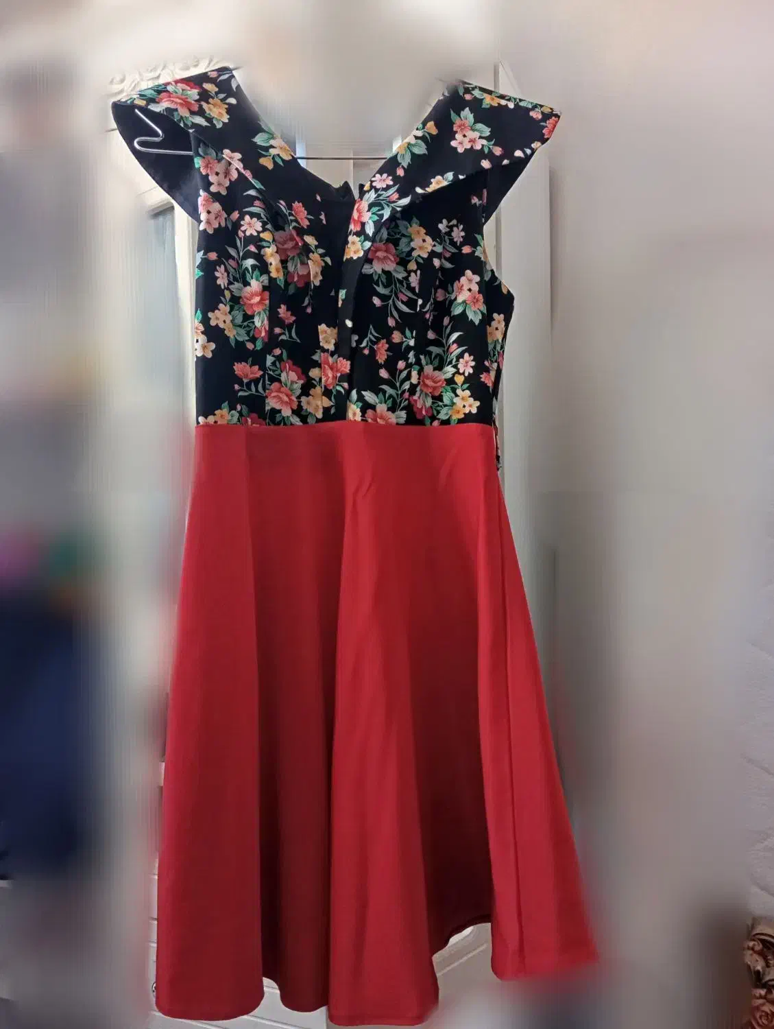 لباس مجلسی|لباس|چناران, |دیوار