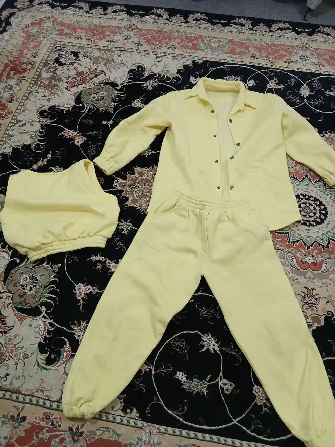 لباس سه تیکه|لباس|پاکدشت, پاکدشت (مامازند)|دیوار