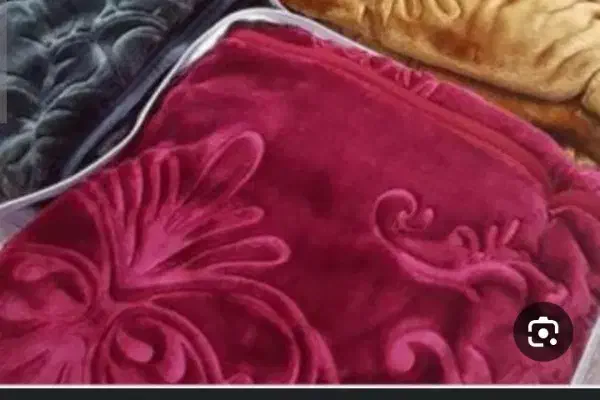 پتو گلبافت|رختخواب، بالش، پتو|قم, شهرک فاطمیه|دیوار