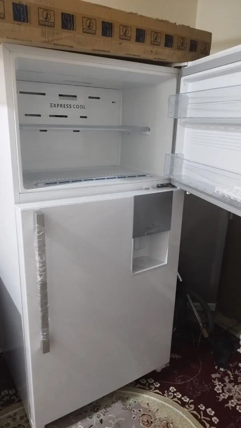 یخچال فریزر بالا پایین اسنوا|یخچال و فریزر|ایذه, |دیوار