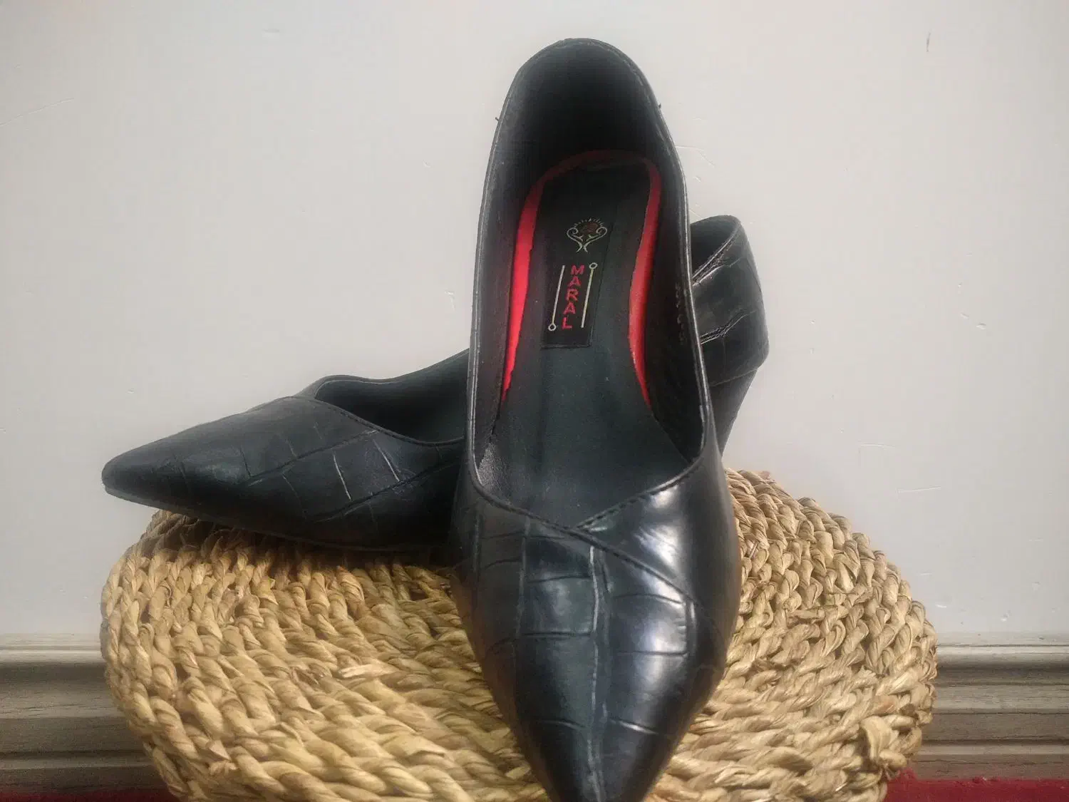 کفش|کیف، کفش، کمربند|شاهرود, |دیوار