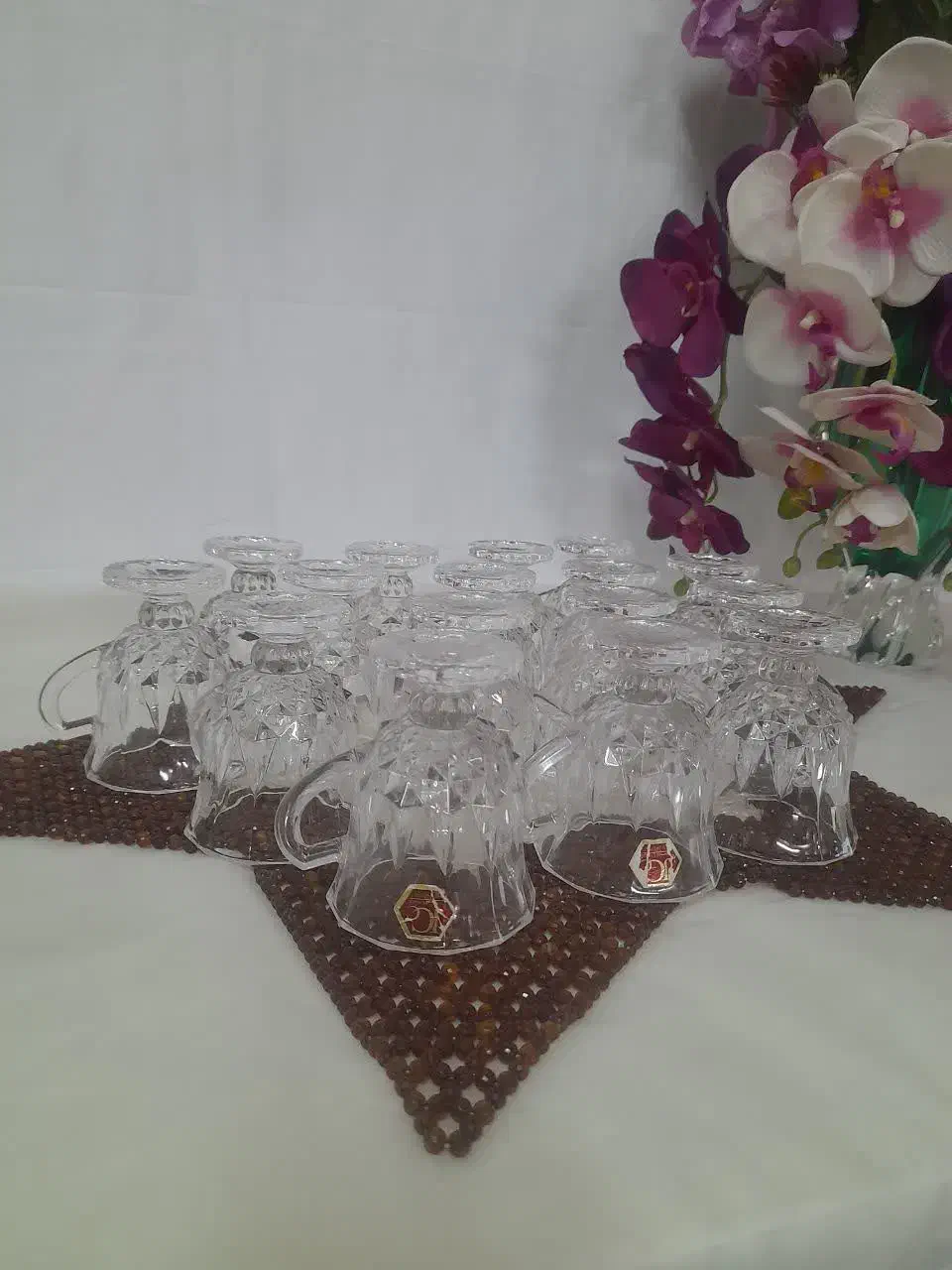 سرو پذیرایی|ظروف سرو و پذیرایی|قم, باغ شریفی|دیوار