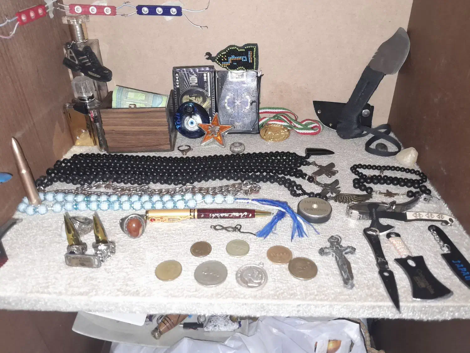 کلکسیون|کلکسیون سکه، تمبر، اسکناس|اراک, |دیوار