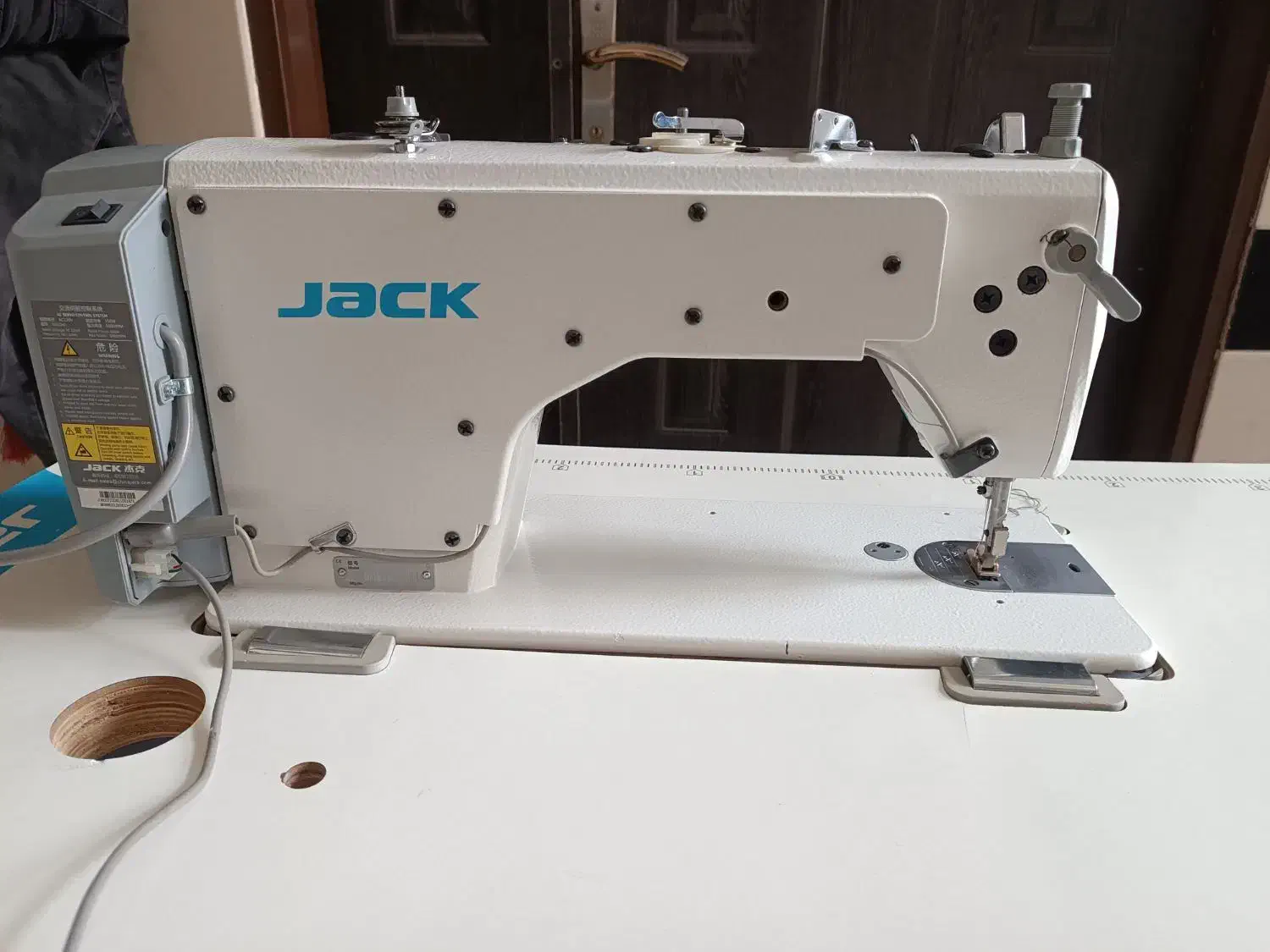 راسته بدون عبب و ایراد مهاباد|چرخ خیاطی و ریسندگی|مهاباد (آذربایجان غربی), |دیوار