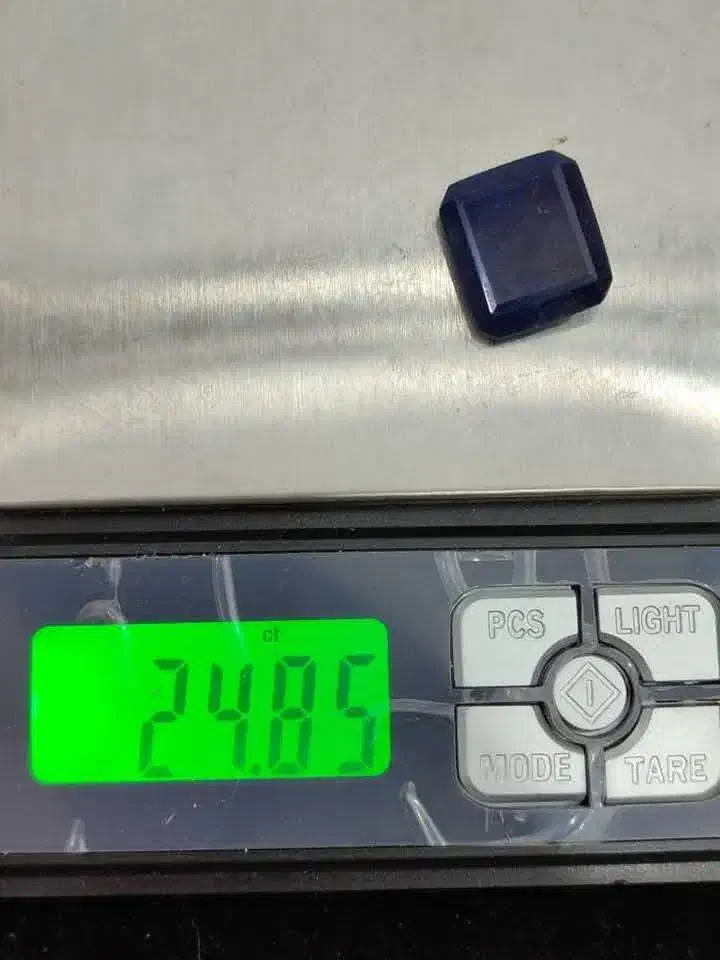 یاقوت کبود|جواهرات|کرمان, |دیوار