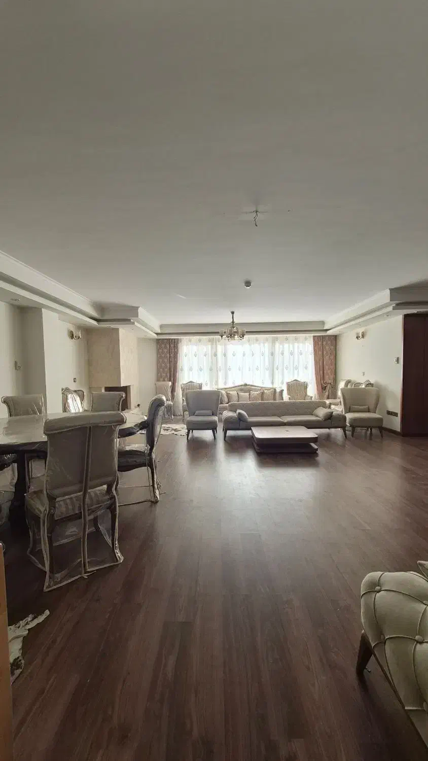 آپارتمان 198متر نزدیک رودخونه|فروش آپارتمان|اصفهان, باغ نگاره|دیوار