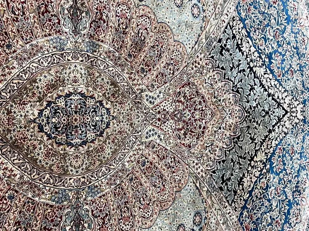 فرش|فرش|نیشابور, گنبد سبز|دیوار