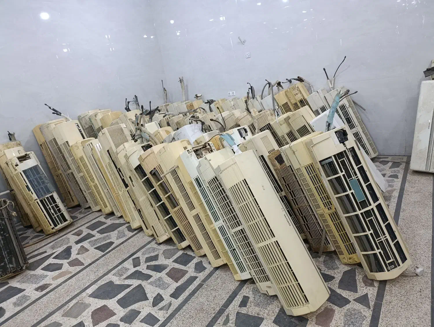 خریدار انواع کولرسوخته‌هستم|کولر گازی و فن‌کوئل|دهلران, |دیوار