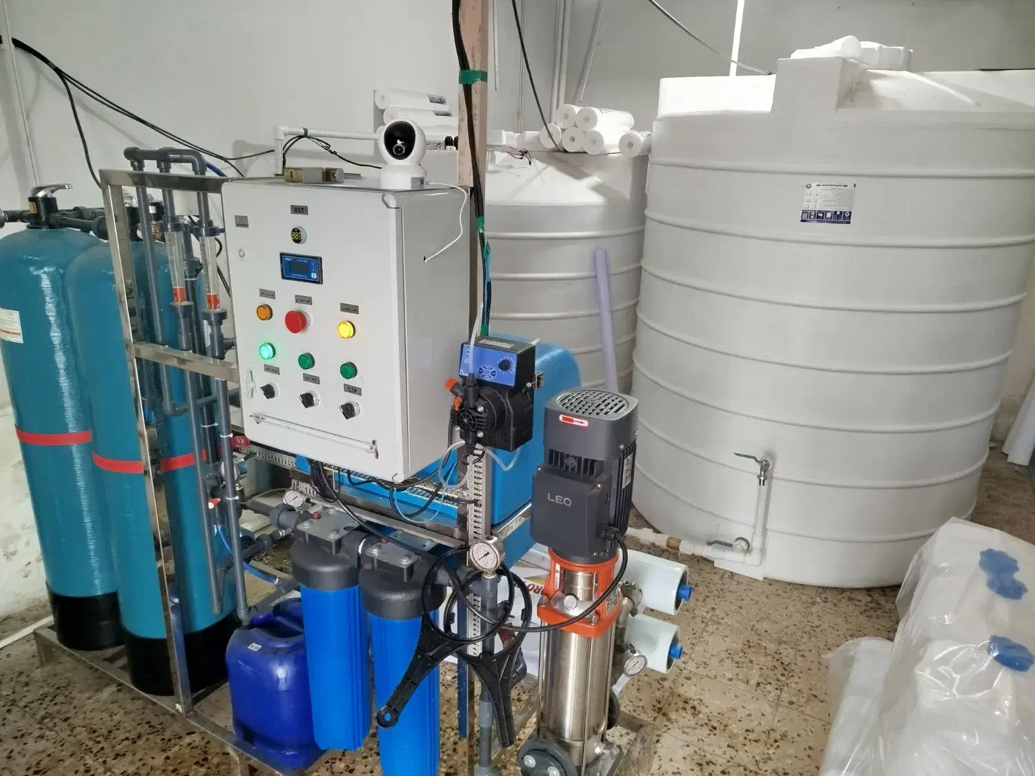 دستگاه تصفیه آب و خودپرداز آب|آب‌سردکن و تصفیه آب|بندر انزلی, تختی|دیوار