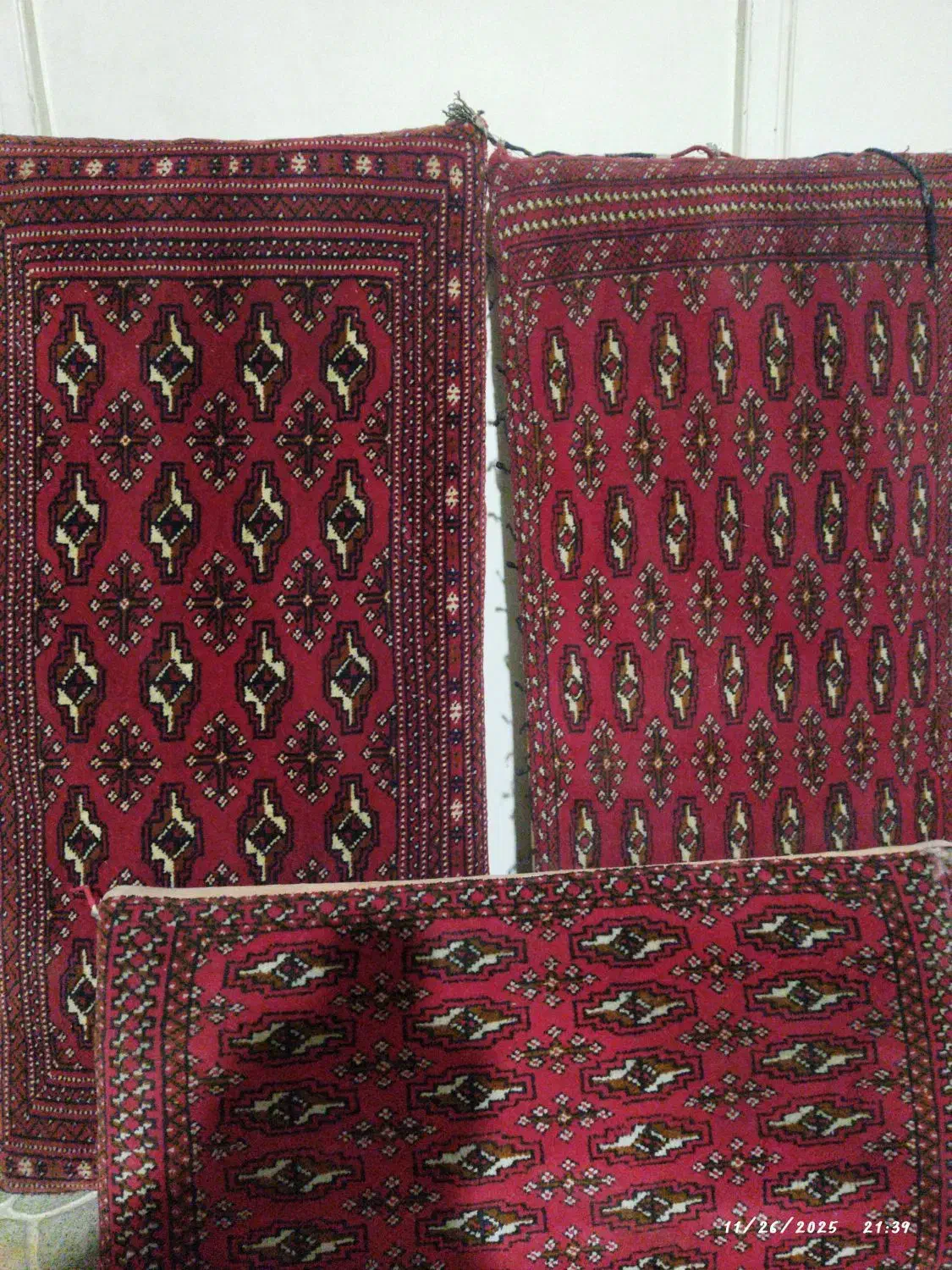 پشتی دستباف|پشتی|تهران, شوش (باغ آذری)|دیوار