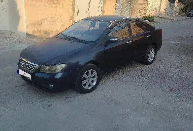 خودرو ماشین لیفان ۶۲۰|خودرو سواری و وانت|شیراز, سعدیه شمالی|دیوار