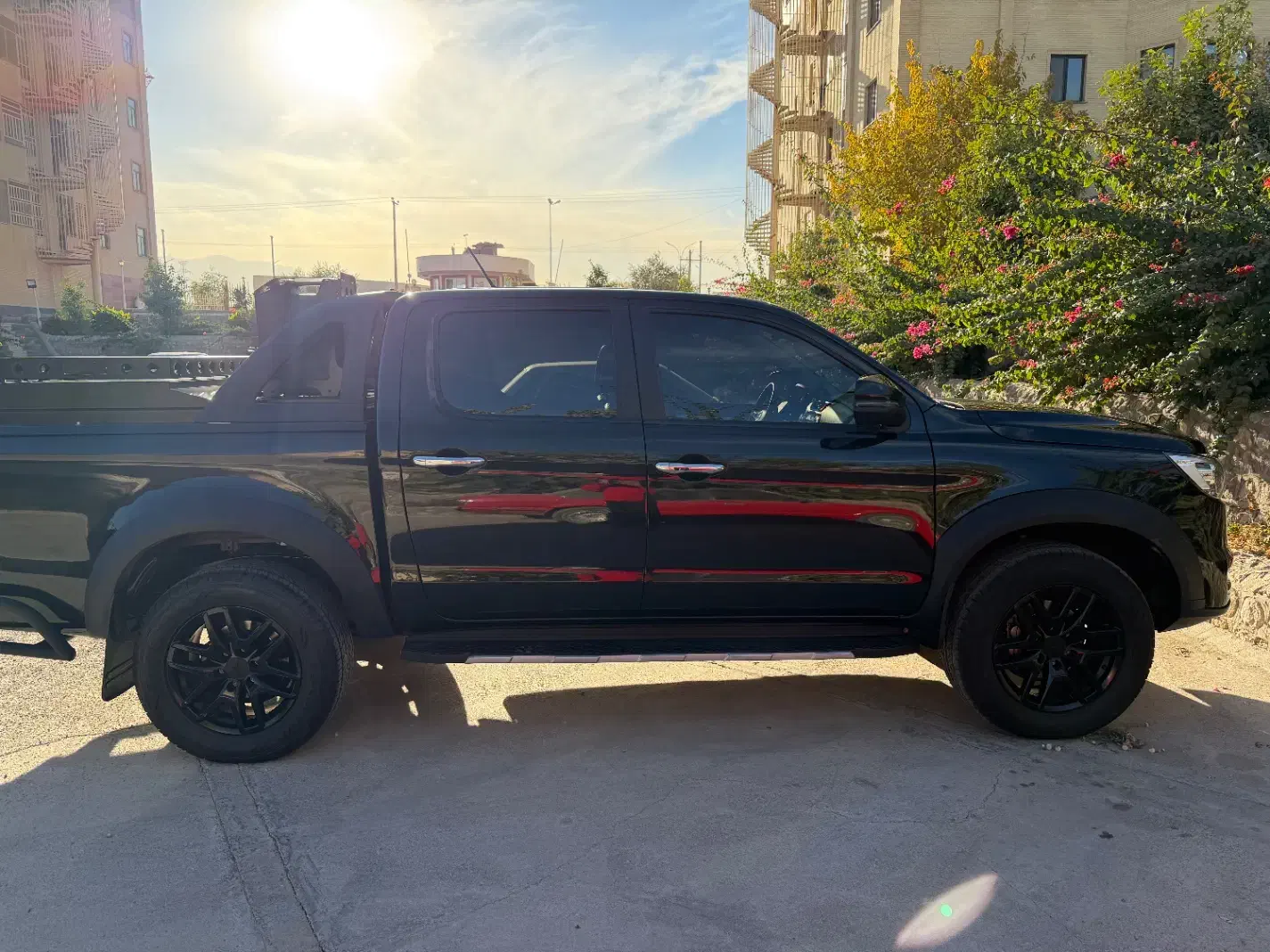 کی ام سی T8|خودرو سواری و وانت|یزد, |دیوار