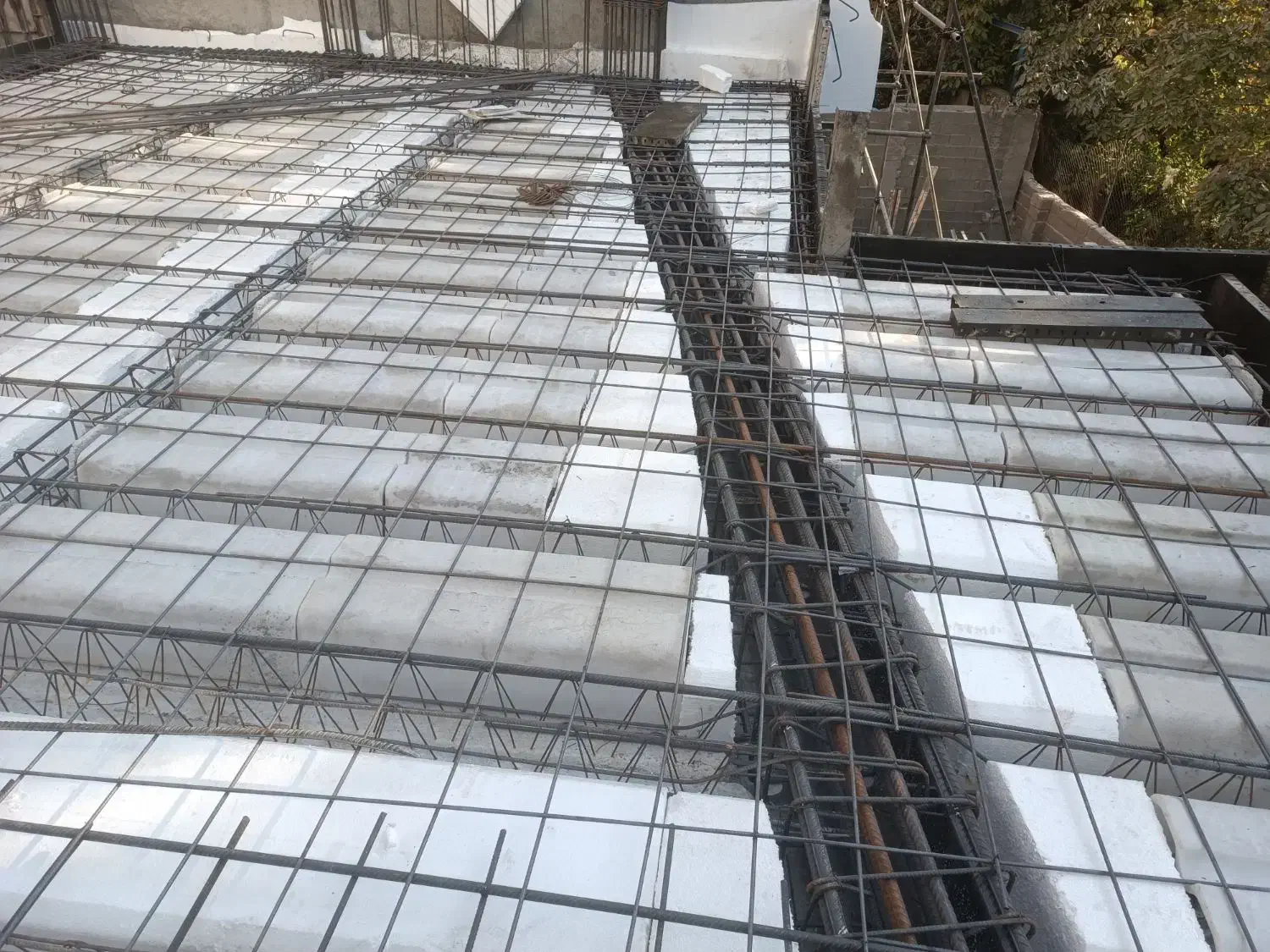 نیازمند نیرو آرماتوربند یا ساده|استخدام معماری، عمران و ساختمانی|شیراز, نیایش|دیوار