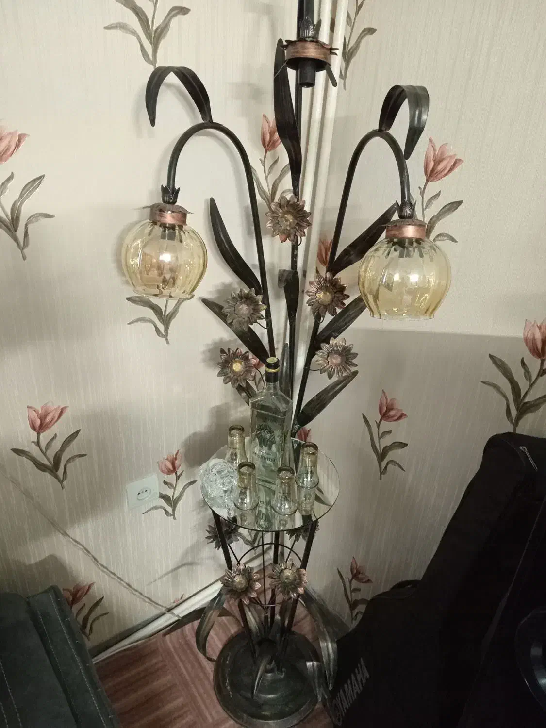 آباژور|چراغ خواب و آباژور|همدان, |دیوار