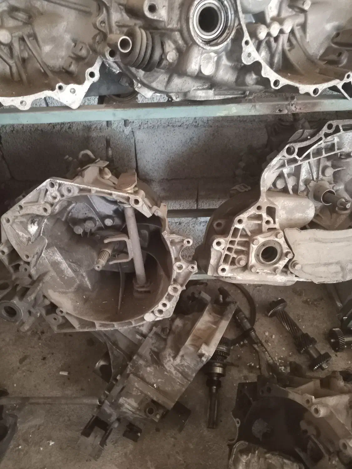 گیر بکس دیفرانسیل|قطعات یدکی و لوازم جانبی|رباط‌کریم, یقه|دیوار