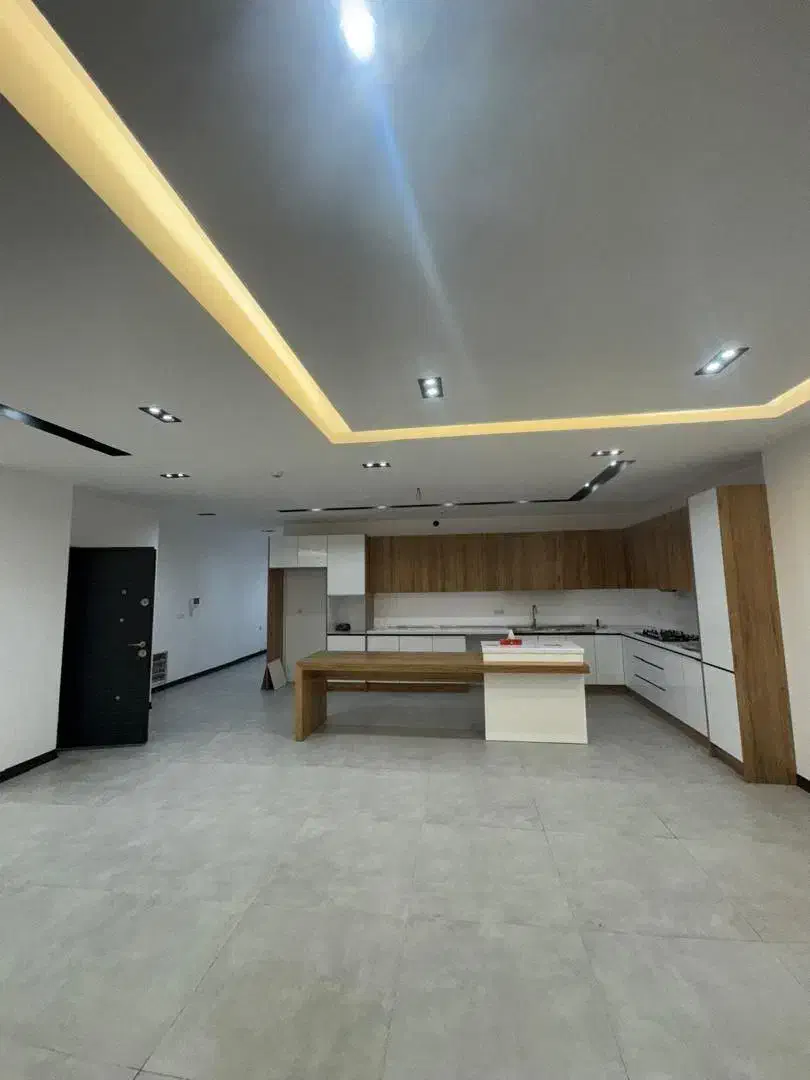 آپارتمان ساحلی با ویو ابدی دریا ۱۱۲ متر|فروش آپارتمان|محمودآباد, |دیوار