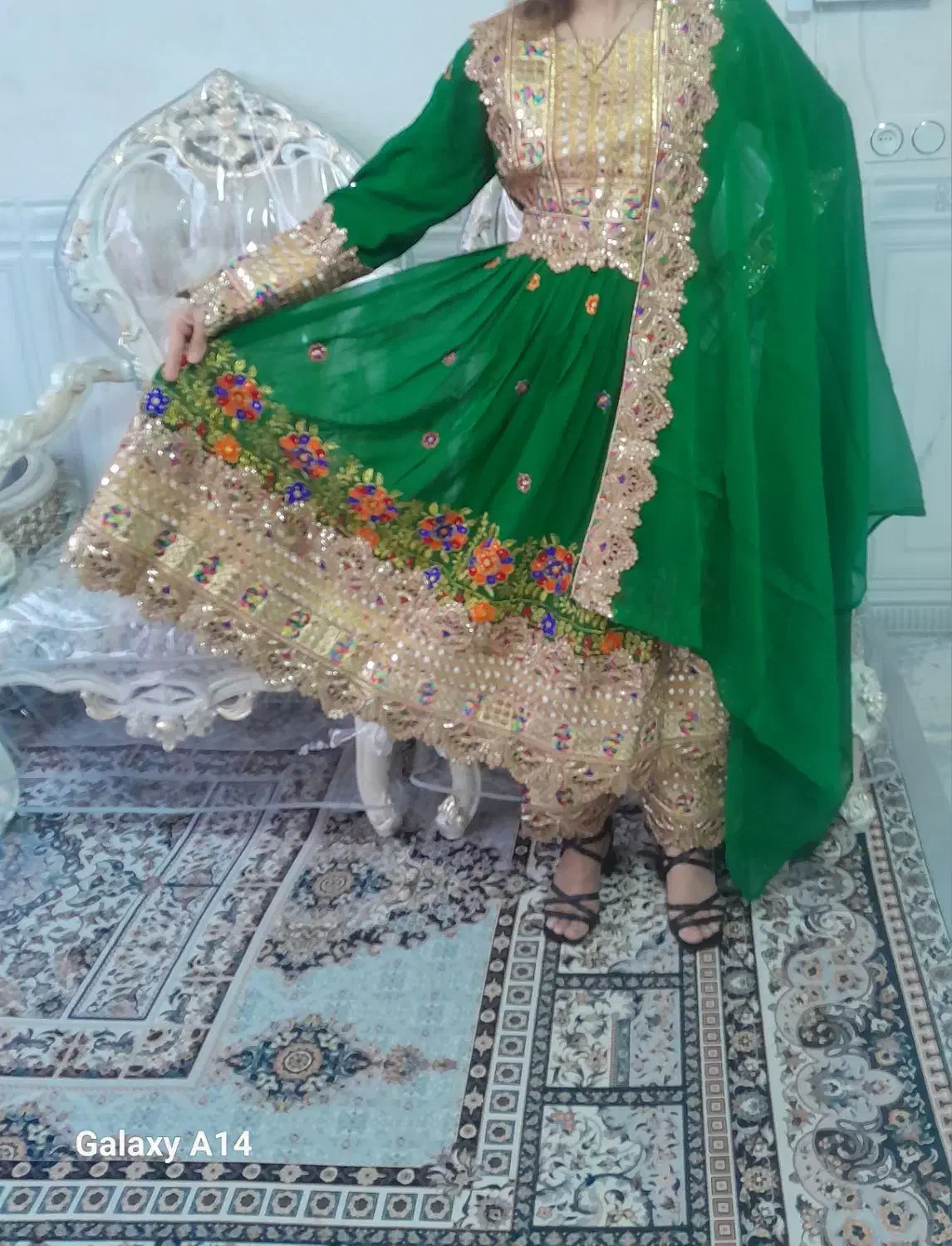 لباس محلی|لباس|تهران, شوش|دیوار