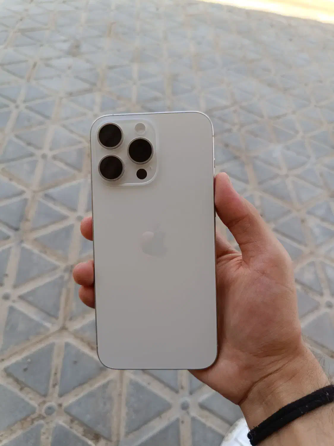 IPHONE 15 PRO MAX|موبایل|اصفهان, نقش جهان|دیوار