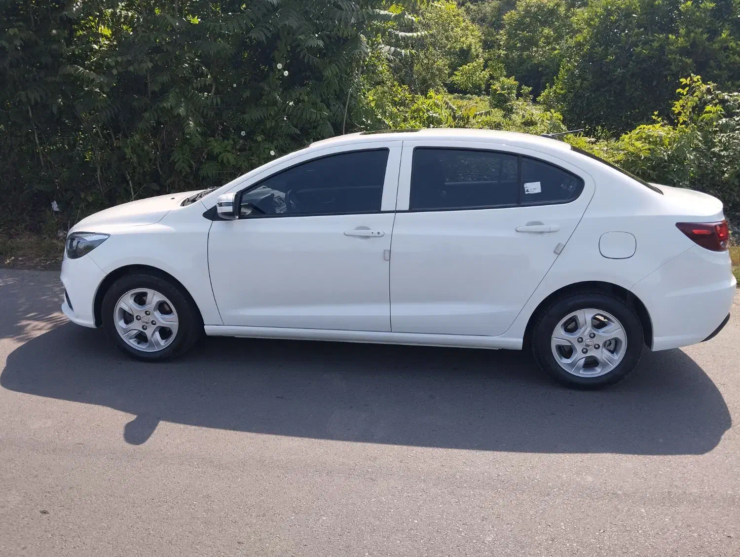 شاهین G1402|خودرو سواری و وانت|لنگرود, |دیوار