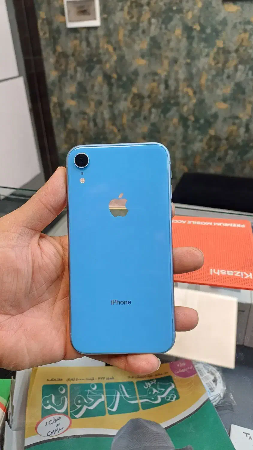 xs  ۲۵۶    v   xr  64|موبایل|کرج, مهرویلا جنوبی|دیوار