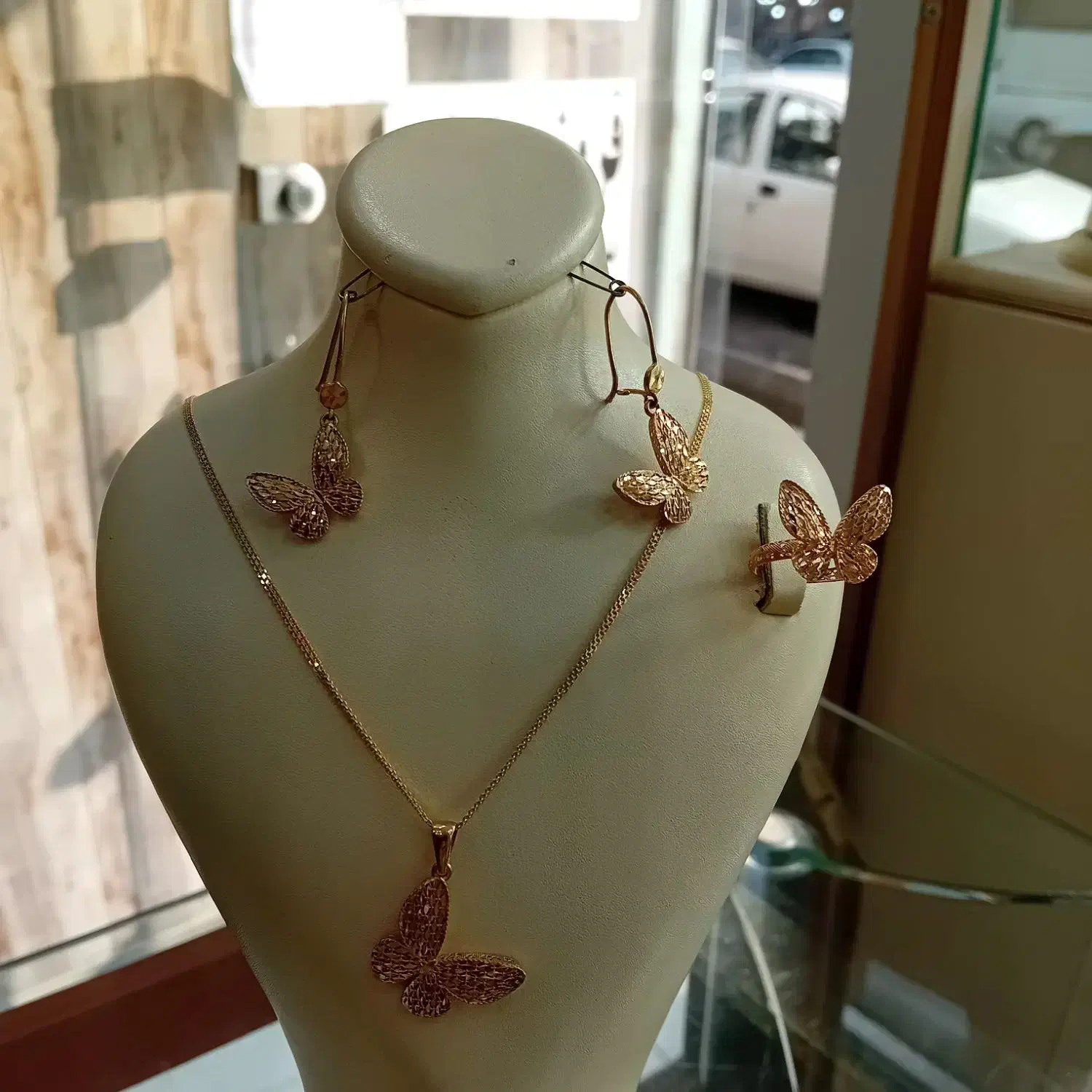 نیم ست پروانه طلای محسن(کد۰۱)جمعه بازهست|جواهرات|تبریز, |دیوار