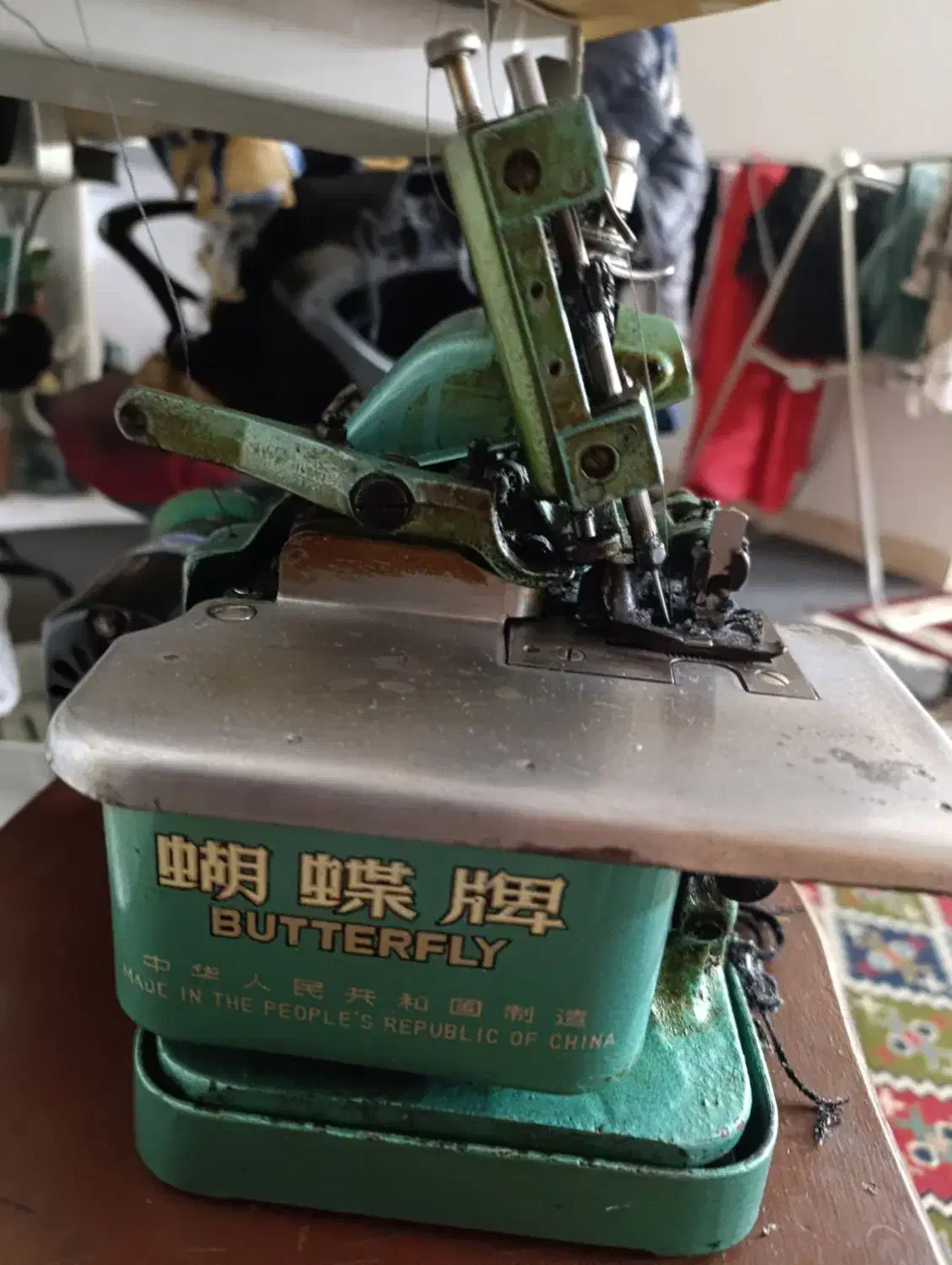 سردوز پروانه اصل|چرخ خیاطی و ریسندگی|گرگان, |دیوار