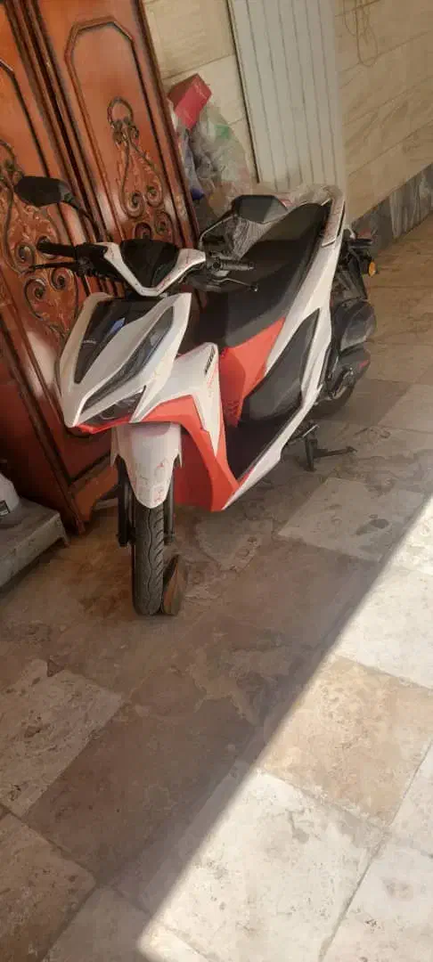 طرح کیلیک ۱۵۰ زمرد|موتورسیکلت|بروجرد, |دیوار