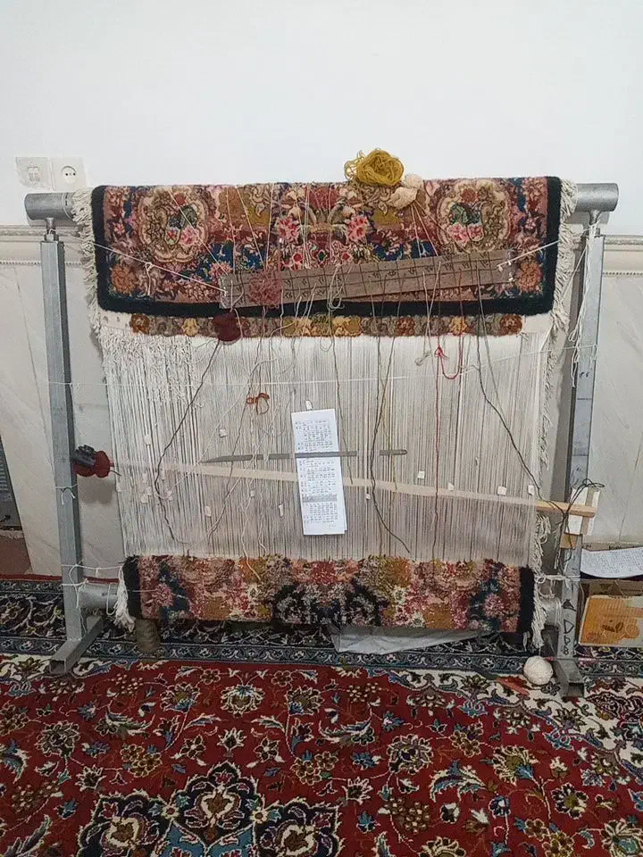 بافنده فرش|فرش|کرمانشاه, |دیوار